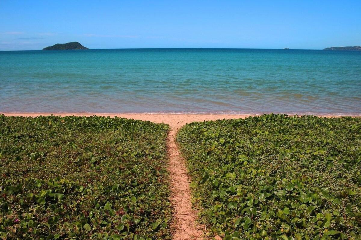 Fl11 - Flat Pe Na Areia Manguinhos Сasa de vacaciones